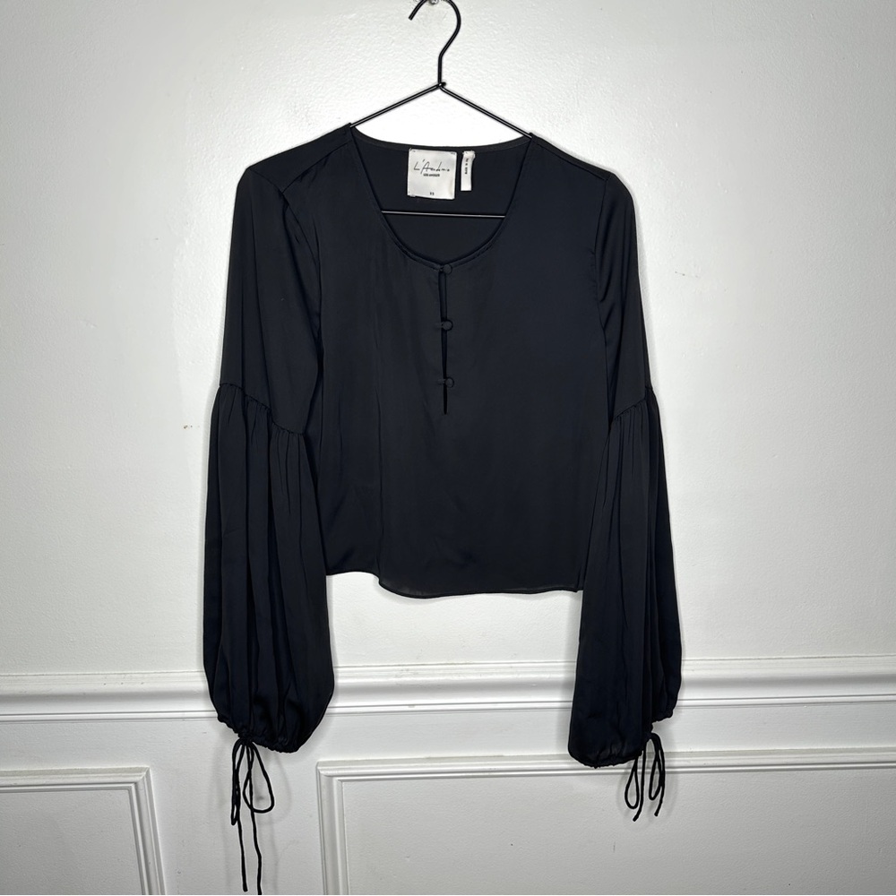 L'academie The Airy Bell Sleeve Cropped Satin Black Blouse Womens X-Small
